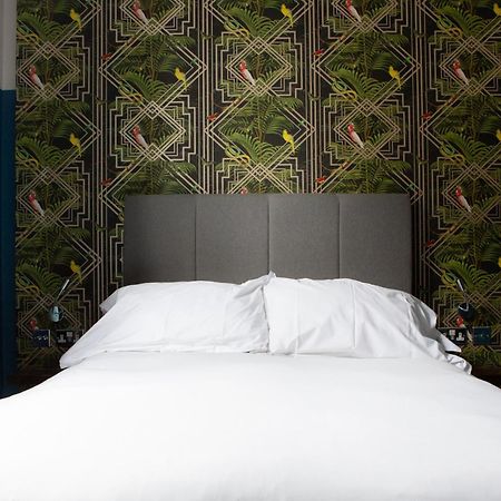 The Crown Rooms London Exterior photo